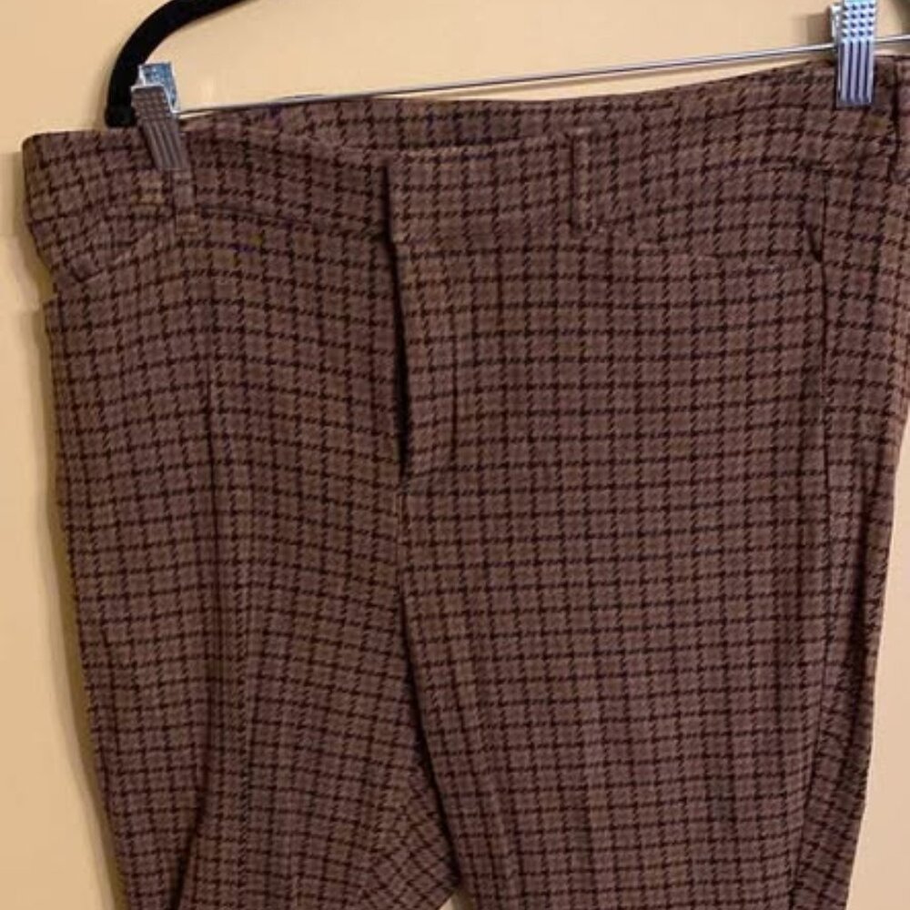 Old Navy Brown Plaid Pixie Pants